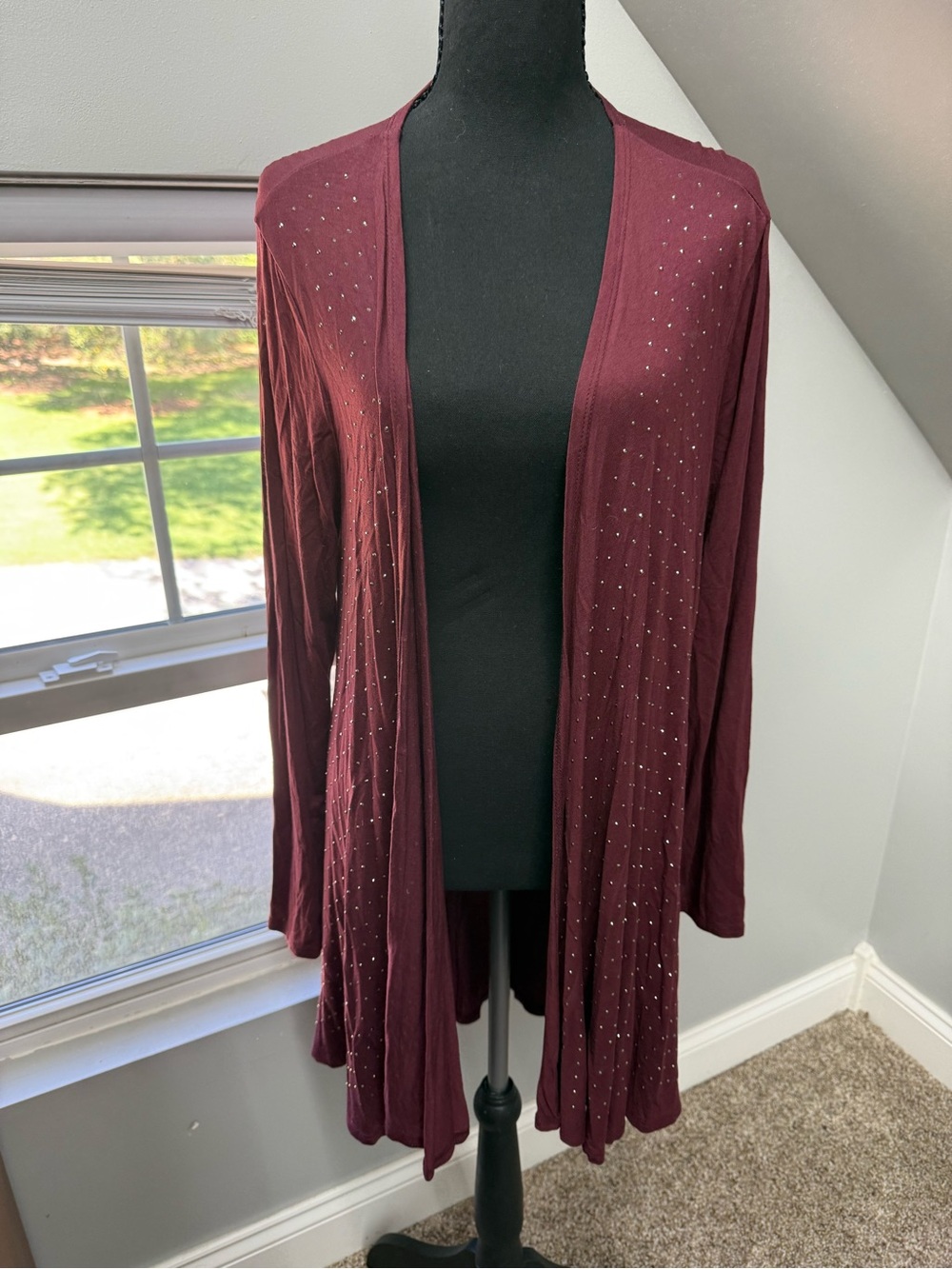 Women's Burgundy Open-Front Cardigan with Subtle Stud Detail